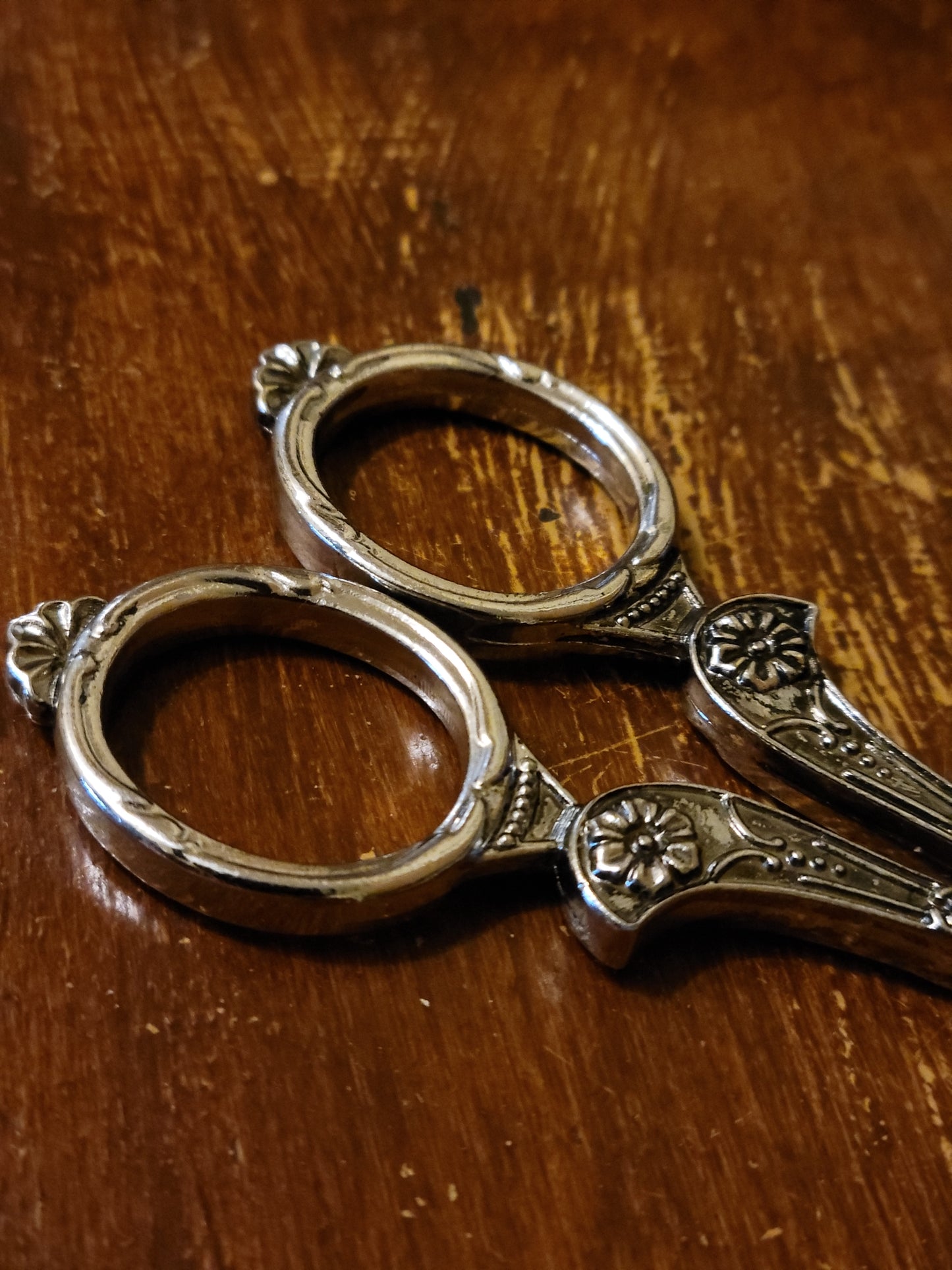 Vintage-Inspired Scissors