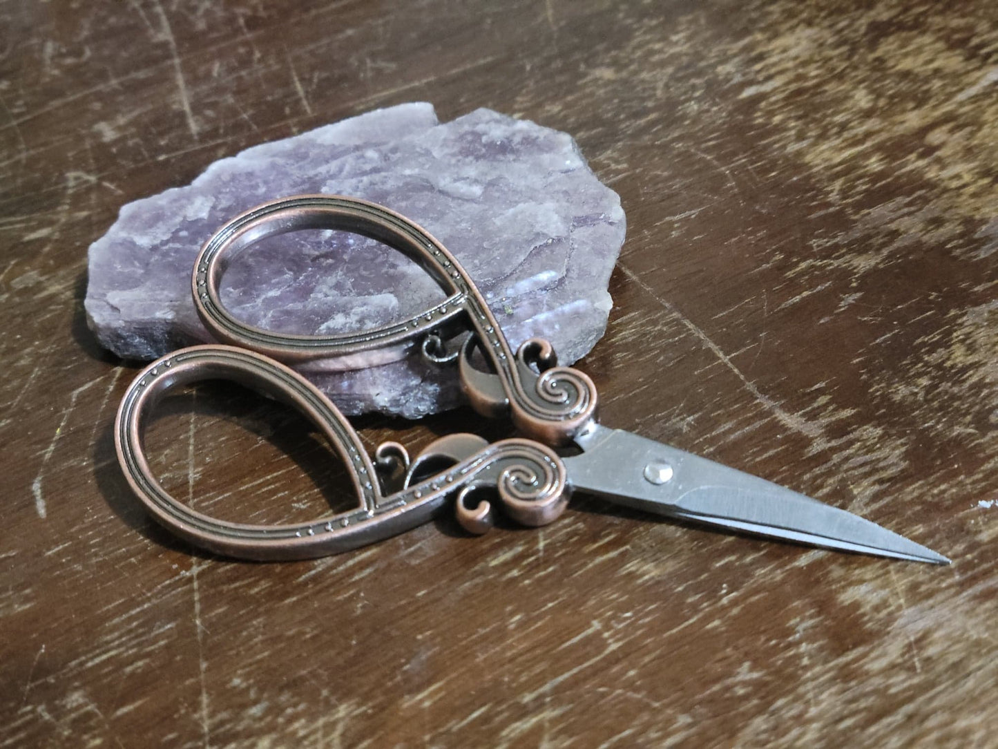 Vintage-Inspired Scissors